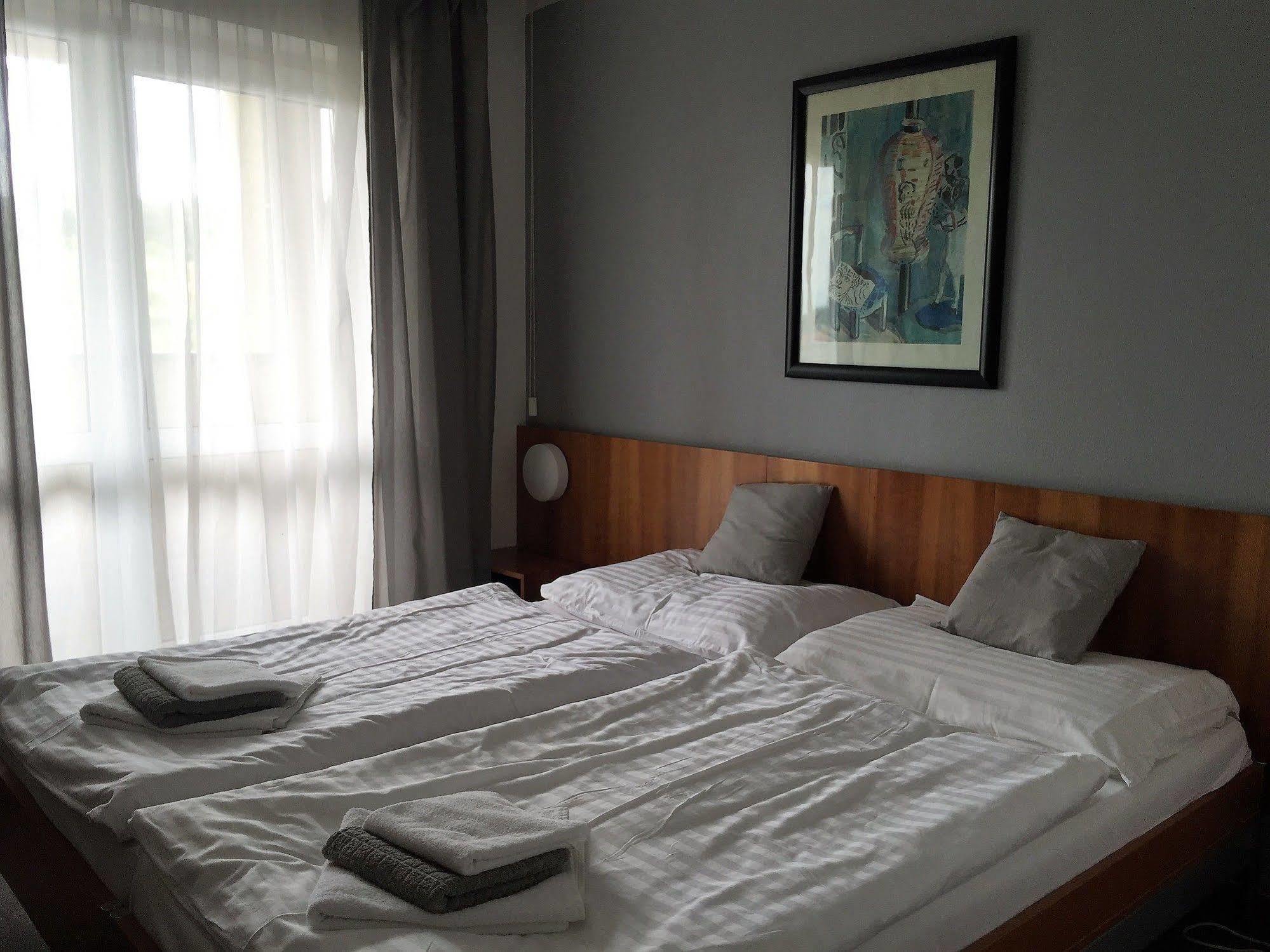 Hotel Maxim Svätý Jur Esterno foto